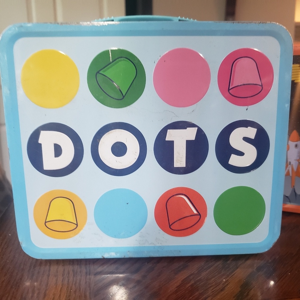 Dots metal lunchbox